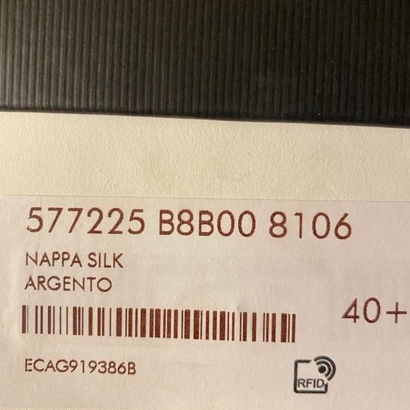 GUCCI Crawford Knotted Leather Silver Metallic Strap Heel Sandals - Picture 11 of 11